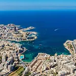 Maltese Charm, Sea Side, Table Soccer, Balluta Bay By Haven & Keys Malta Apartment *