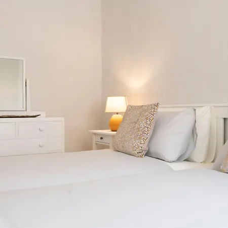 Maltese Charm, Sea Side, Table Soccer, Balluta Bay By Haven & Keys Malta Apartment