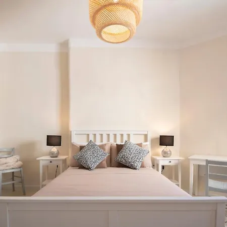 Apartment Maltese Charm, Sea Side, Table Soccer, Balluta Bay By Haven & Keys Malta Saint Julian's