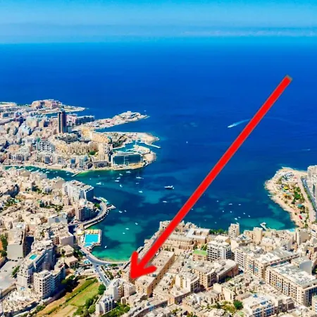Maltese Charm, Sea Side, Table Soccer, Balluta Bay Apartamento