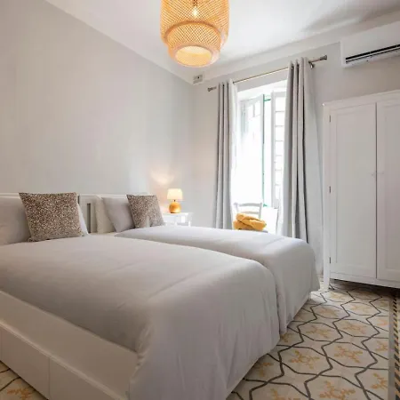 Apartment Maltese Charm, Sea Side, Table Soccer, Balluta Bay By Haven & Keys Malta