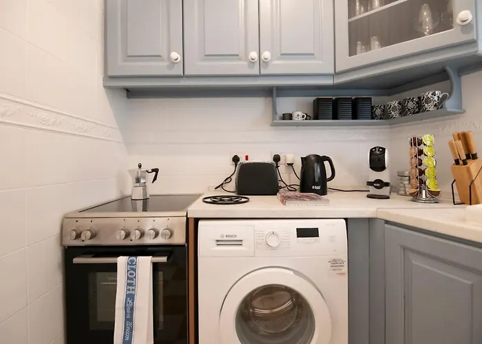 Apartment Maltese Charm, Sea Side, Table Soccer, Balluta Bay By Haven & Keys Malta