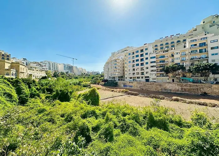 Maltese Charm, Sea Side, Table Soccer, Balluta Bay By Haven & Keys Malta