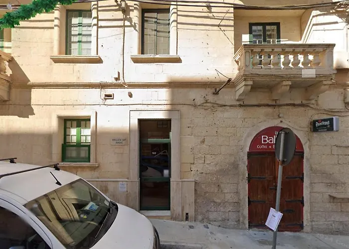 Apartment Maltese Charm, Sea Side, Table Soccer, Balluta Bay By Haven & Keys Malta *