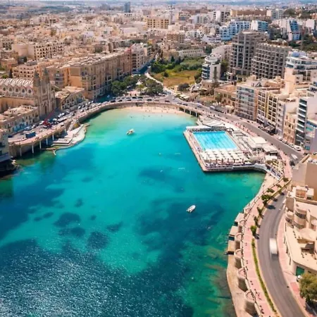 Apartment Maltese Charm, Sea Side, Table Soccer, Balluta Bay