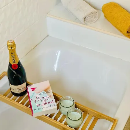 Maltese Charm, Sea Side, Table Soccer, Balluta Bay By Haven & Keys Malta Apartamento St. Julian's